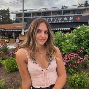 Meet your Posher, Mikayla